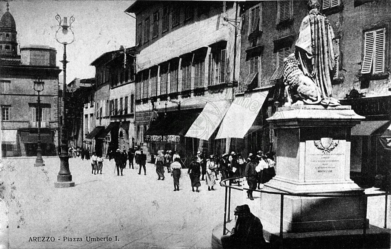 Piazza S. Francesco (già Umberto I°)