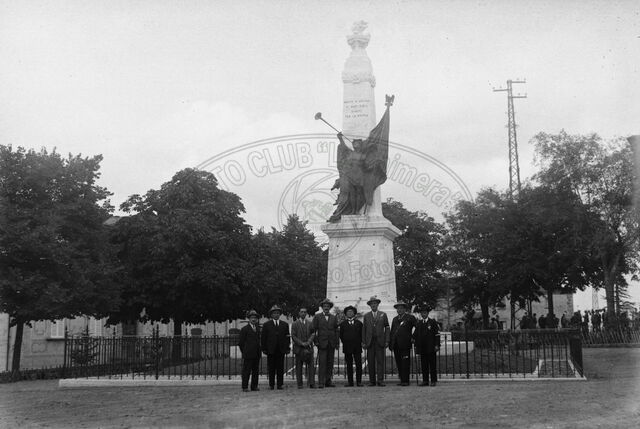 Stele monumentale