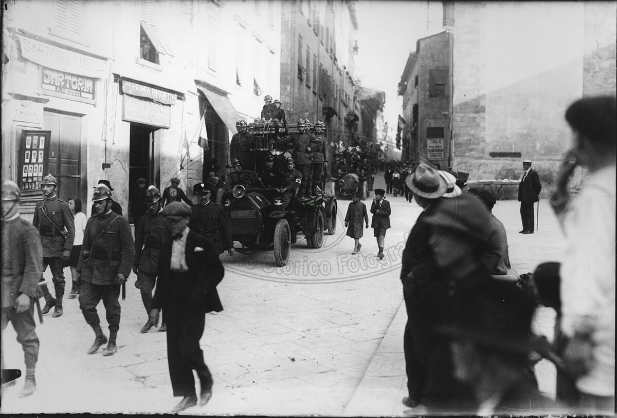 Pompieri (poi Vigili del Fuoco)