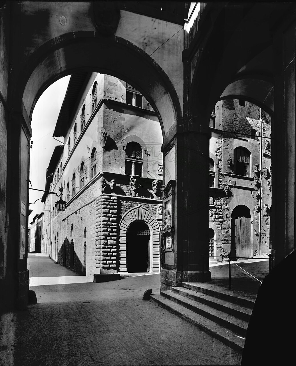 Palazzo Pretorio, parte inferiore