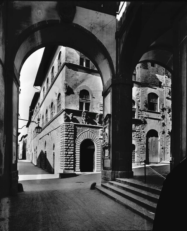 Palazzo Pretorio, parte inferiore
