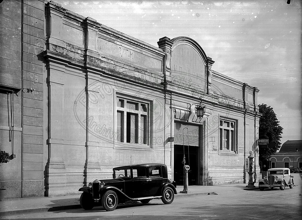 Garage Moderno