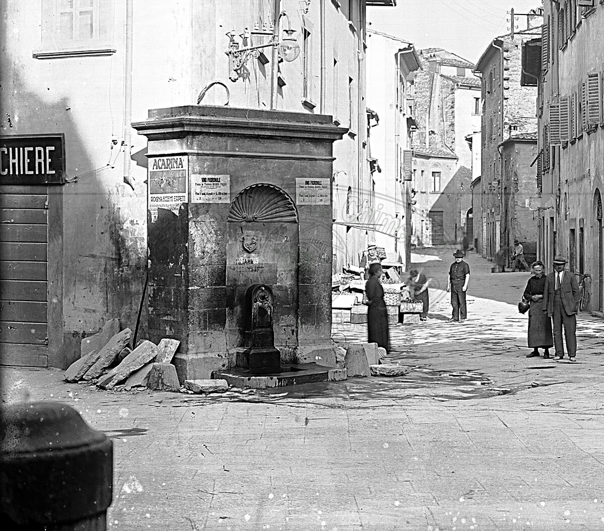 Piazza S. Iacopo (Jacopo)