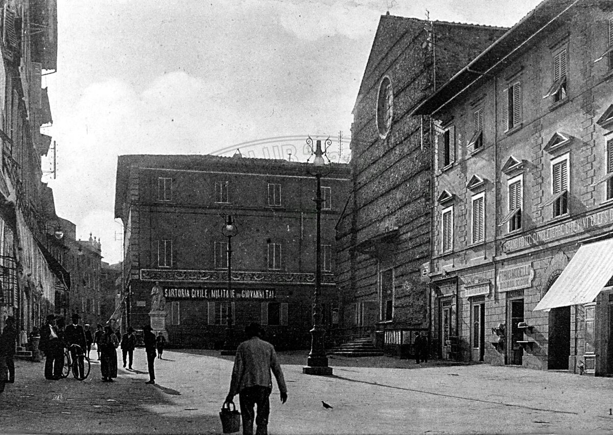 Piazza S. Francesco (già Umberto I)