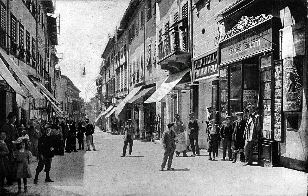 Corso Vittorio Emanuele II (già Borgo Maestro poi Corso Italia)