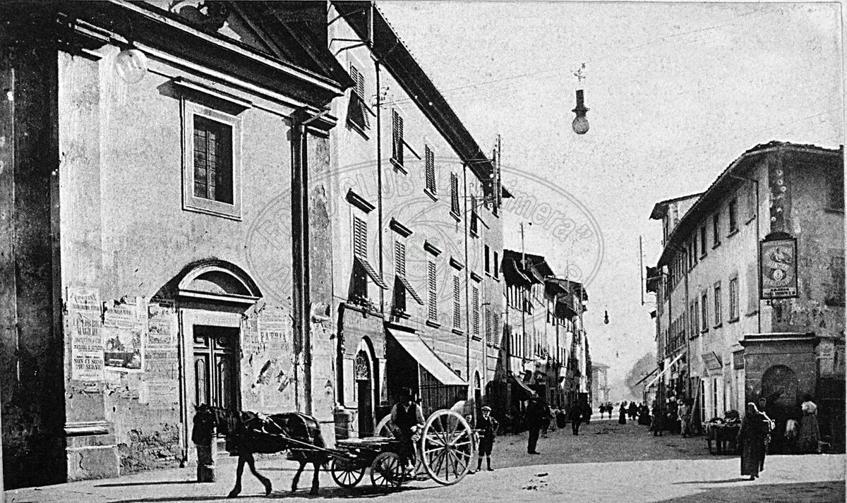 Piazza S. Iacopo (Jacopo)