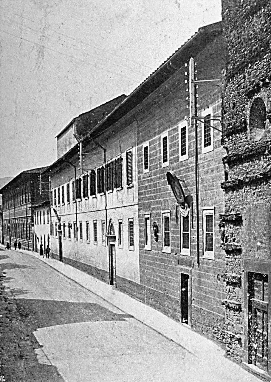 Via Garibaldi