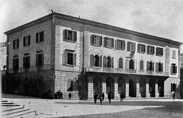 Piazza del Comune (dei Priori, della Libertà)