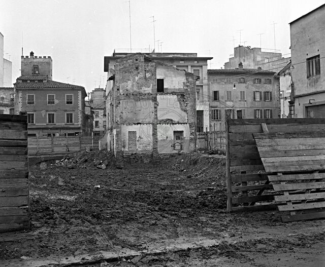 Piazza S. Iacopo (Jacopo)