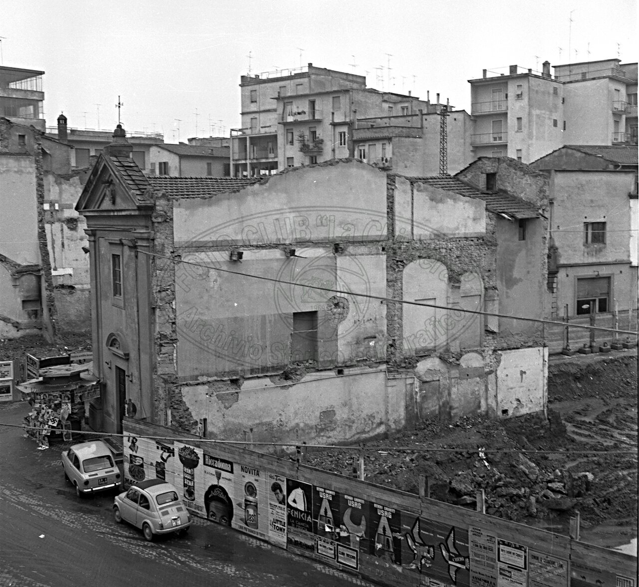 Piazza S. Iacopo (Jacopo)