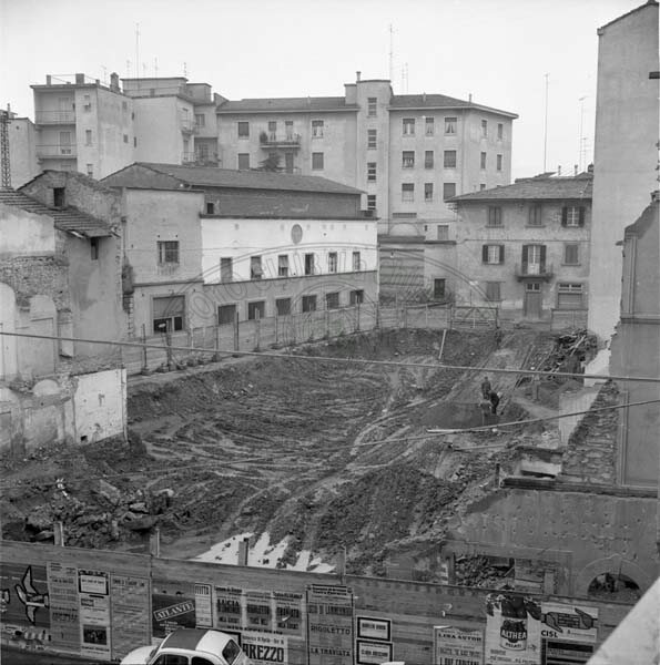 Piazza S. Iacopo (Jacopo)