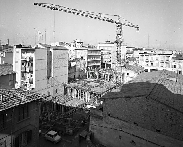 Piazza S. Iacopo (Jacopo)