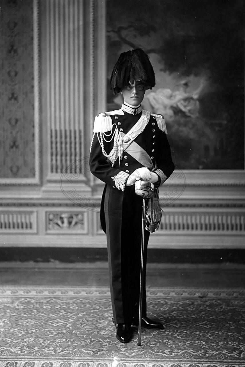 Figura di uomo in studio