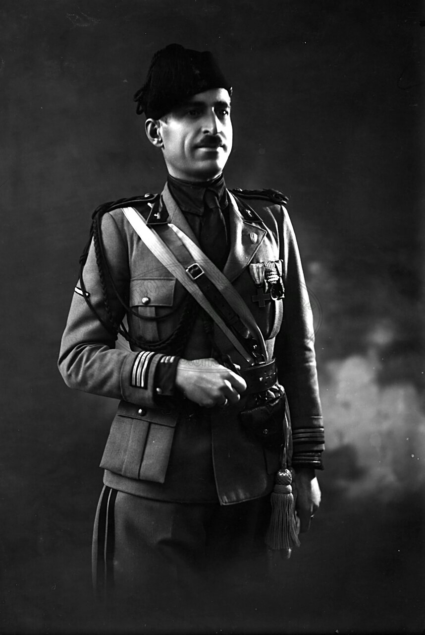 Figura di uomo in studio