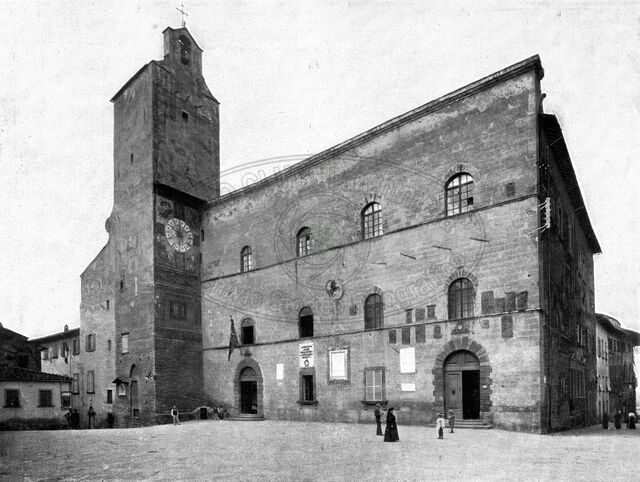 Piazza del Comune (dei Priori, della Libertà)
