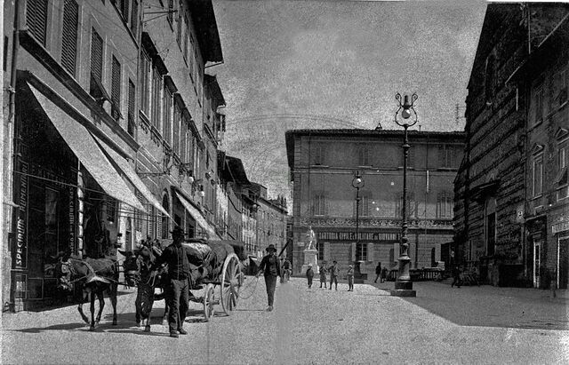 Piazza S. Francesco (o Umberto I)