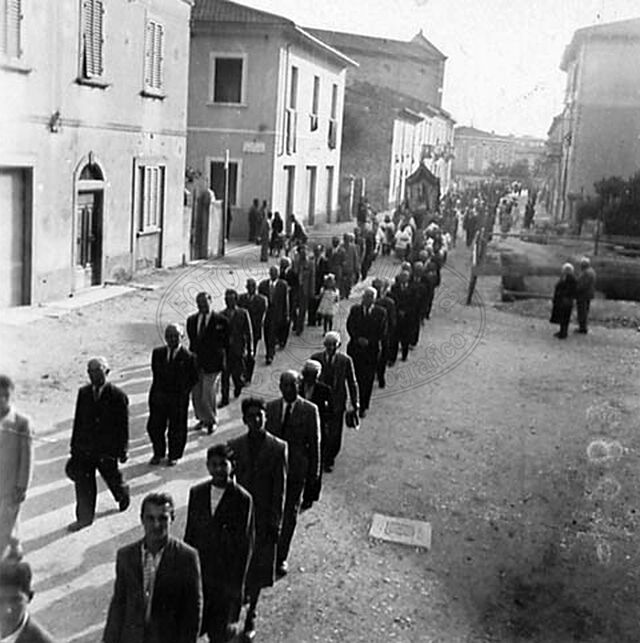 Processione religiosa