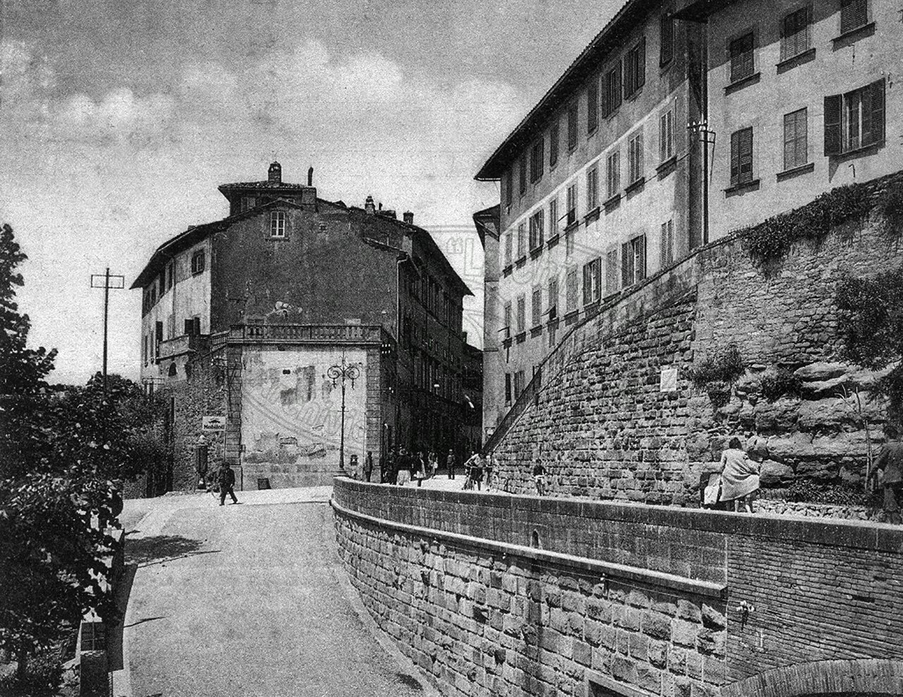 Verso la città