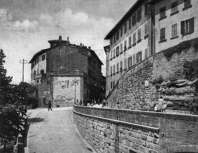 Verso la città