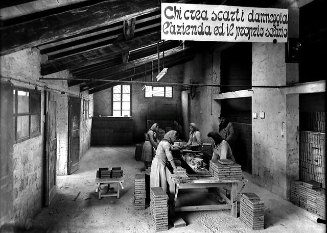 Donne al lavoro