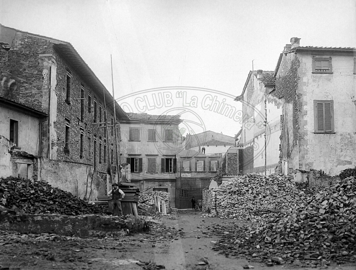 Costruzione dell’asse Via Roma - Via Crispi