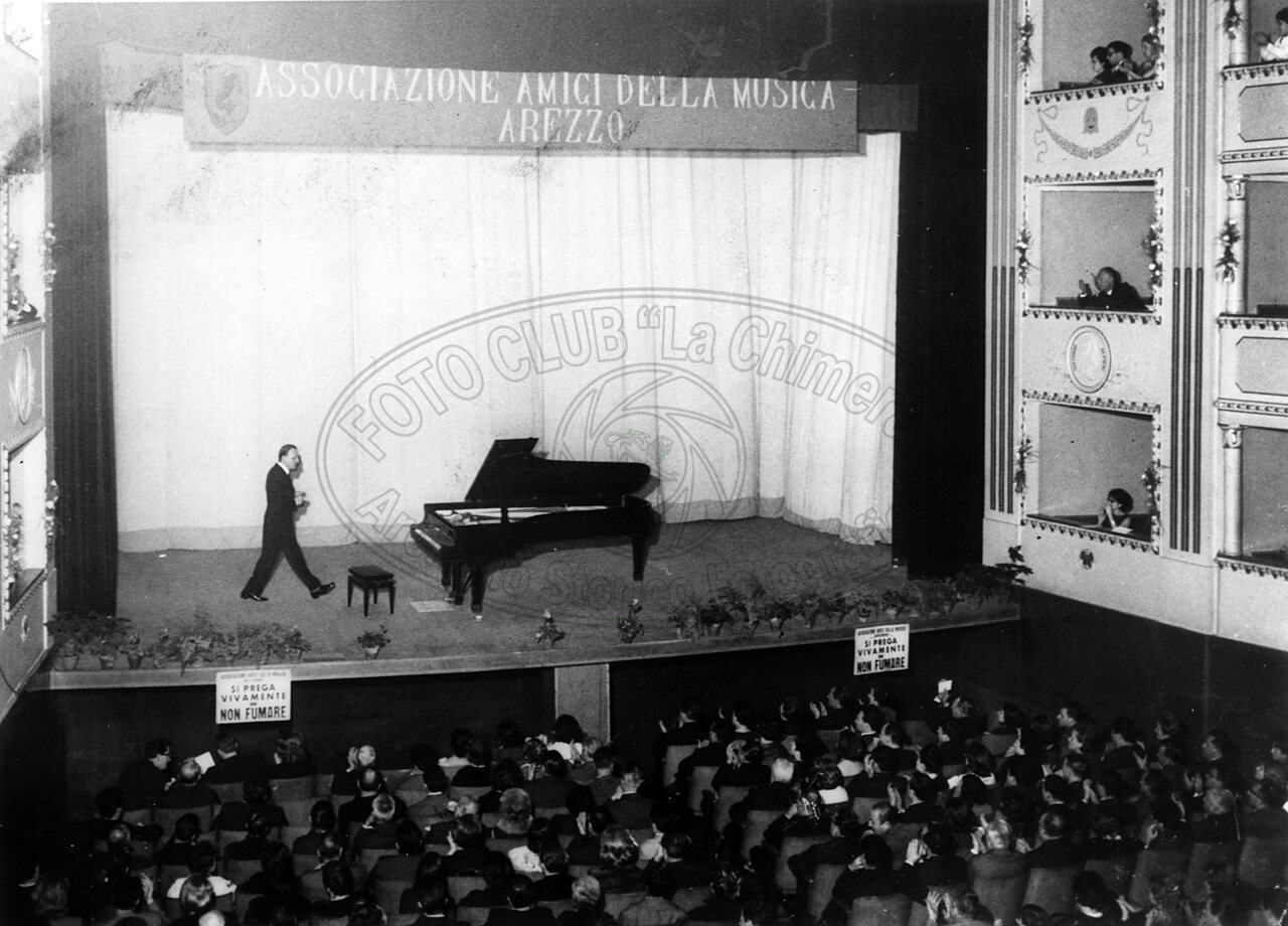 Teatro Petrarca