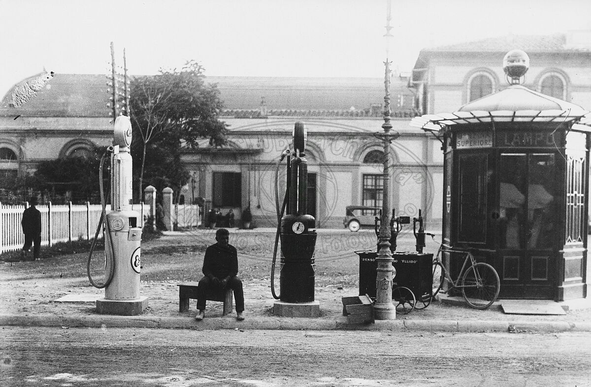 Distributore di benzina