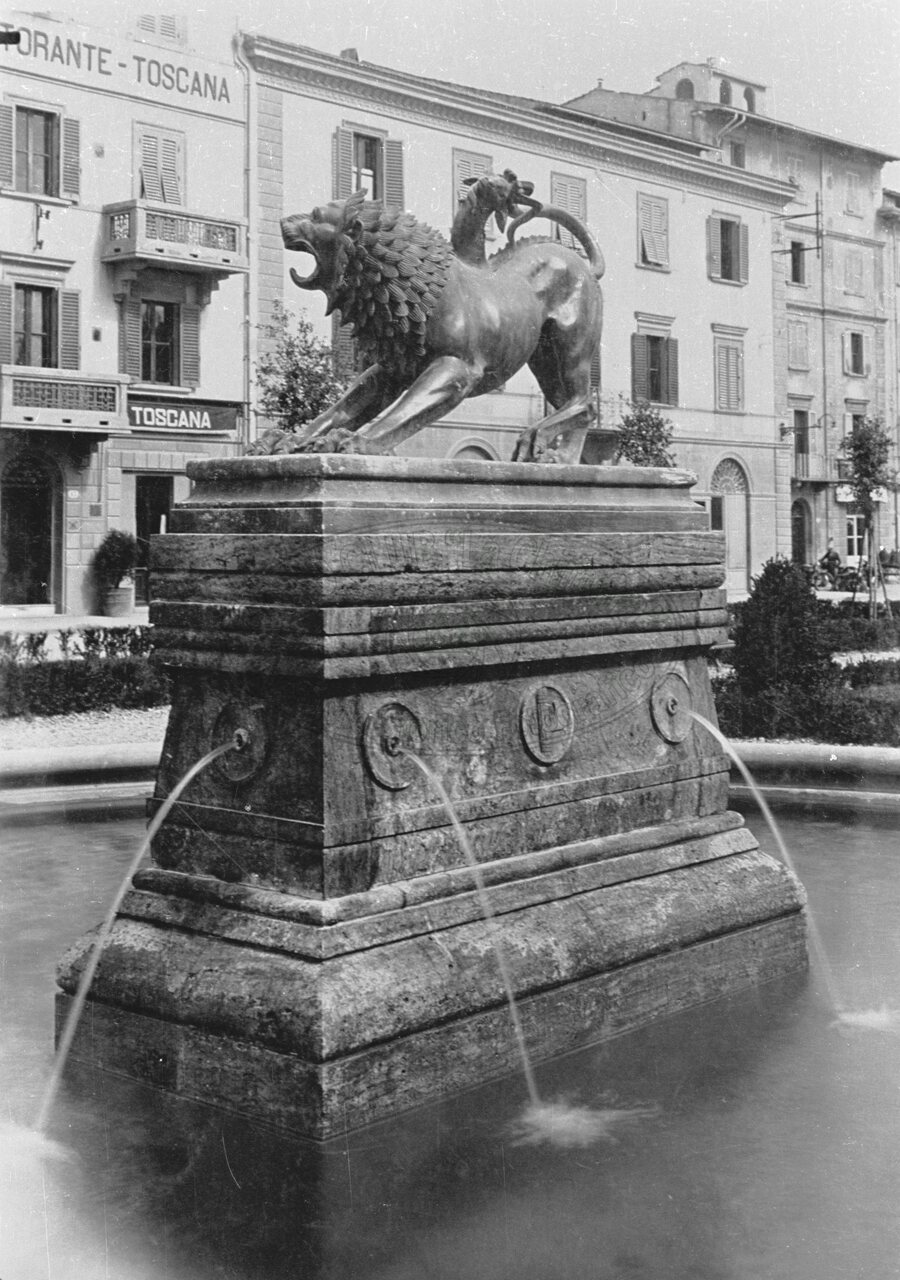 Vasca con Chimera