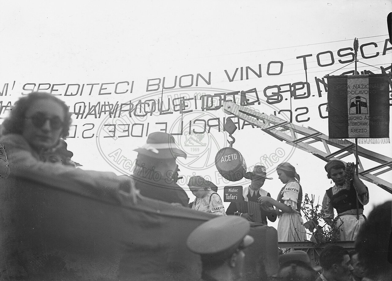 Propaganda fascista per l’autarchia