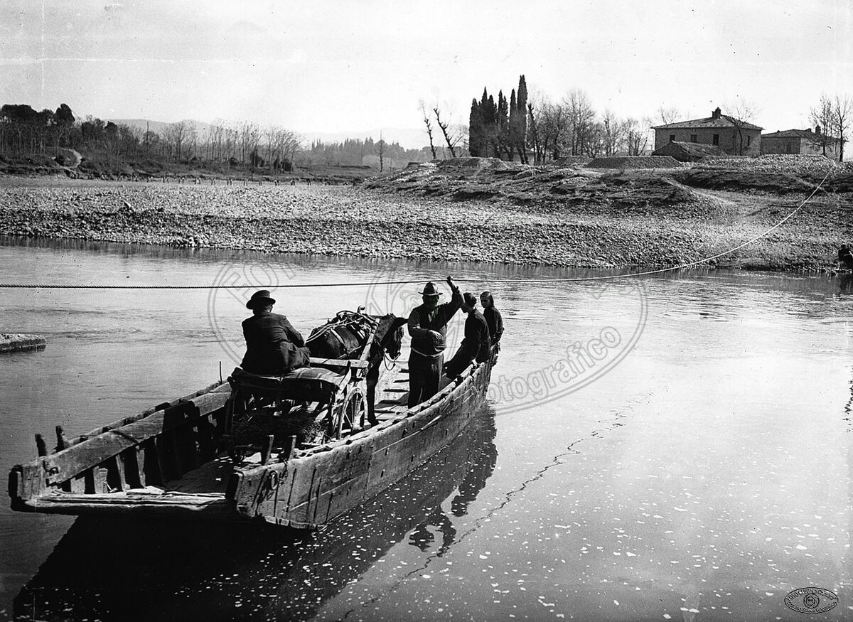 Traghetto sull’Arno