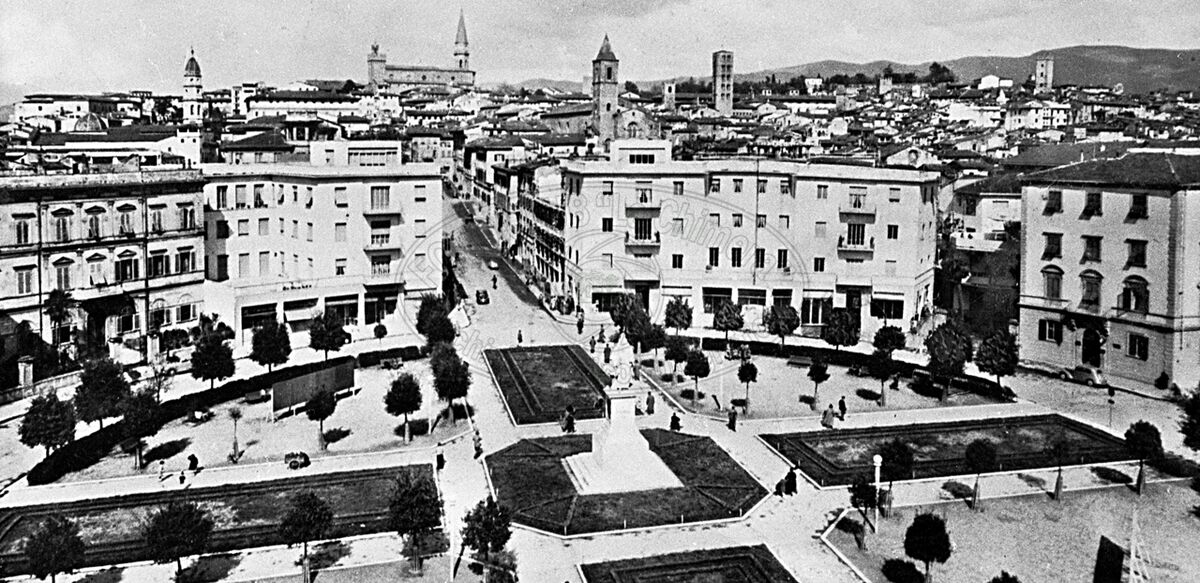 Piazza Guido Monaco