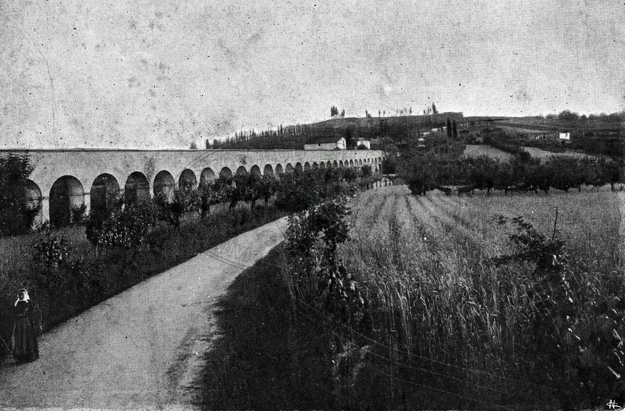 Acquedotto Vasariano (gli Archi)