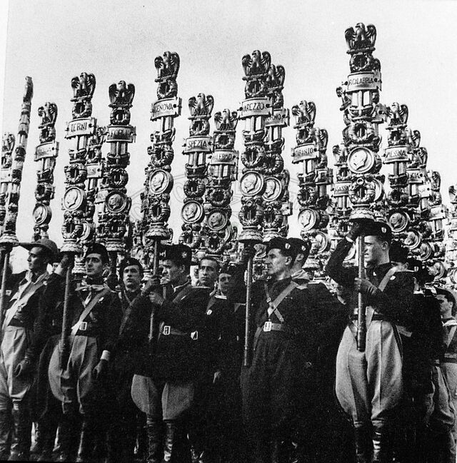 Adunata fascista
