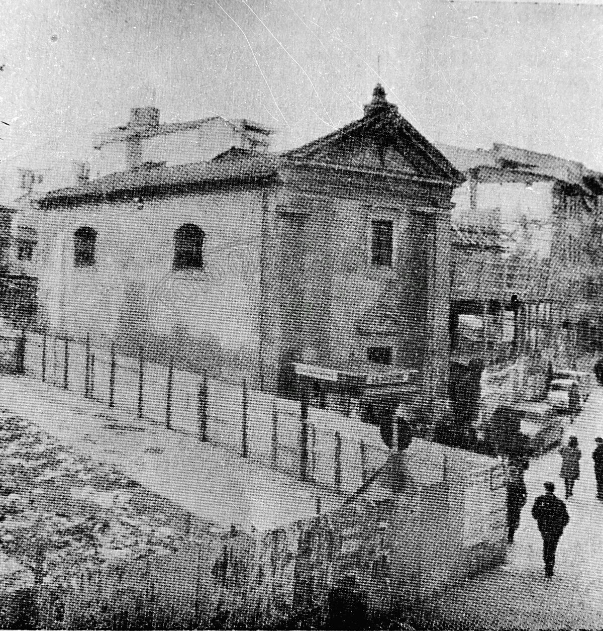 Piazza S. Iacopo (Jacopo)