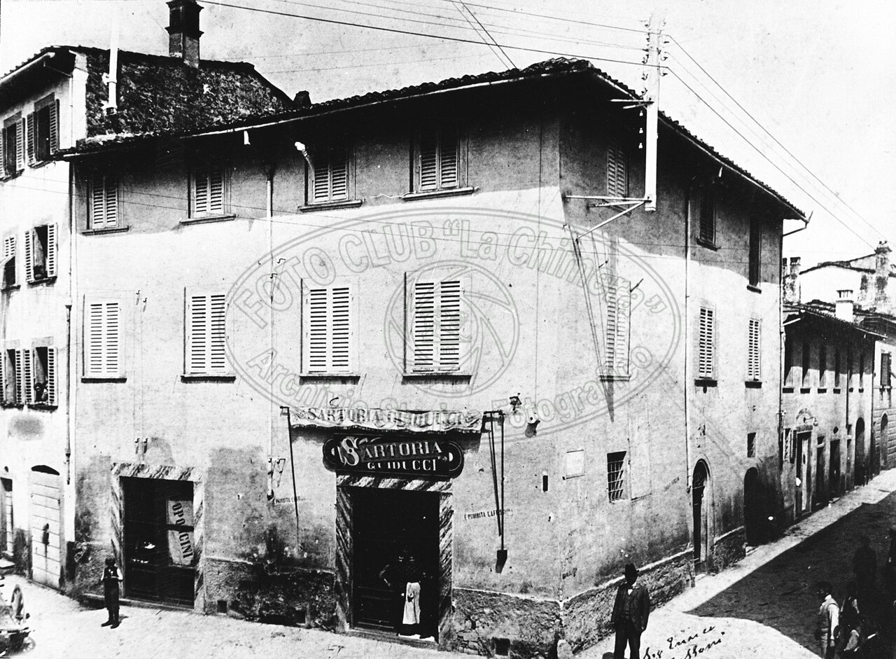 Piazza S. Iacopo (Jacopo)