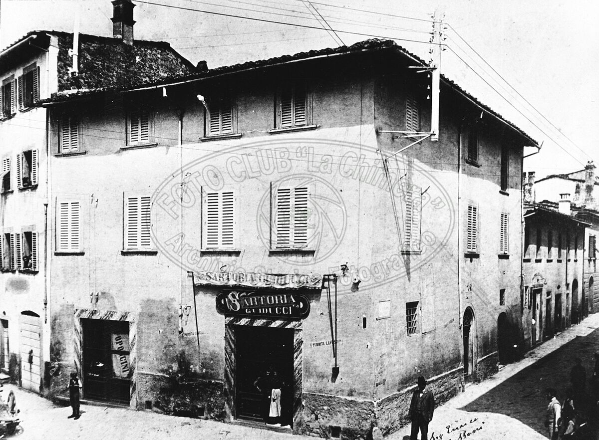 Piazza S. Iacopo (Jacopo)