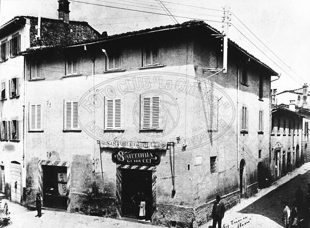 Piazza S. Iacopo (Jacopo)