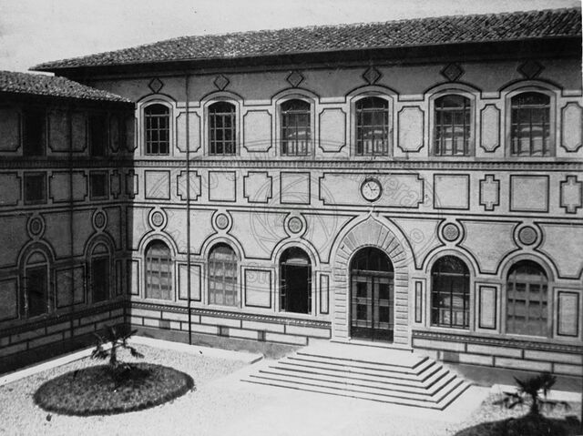 Cortile della R. Scuola Normale in Via Porta Buja