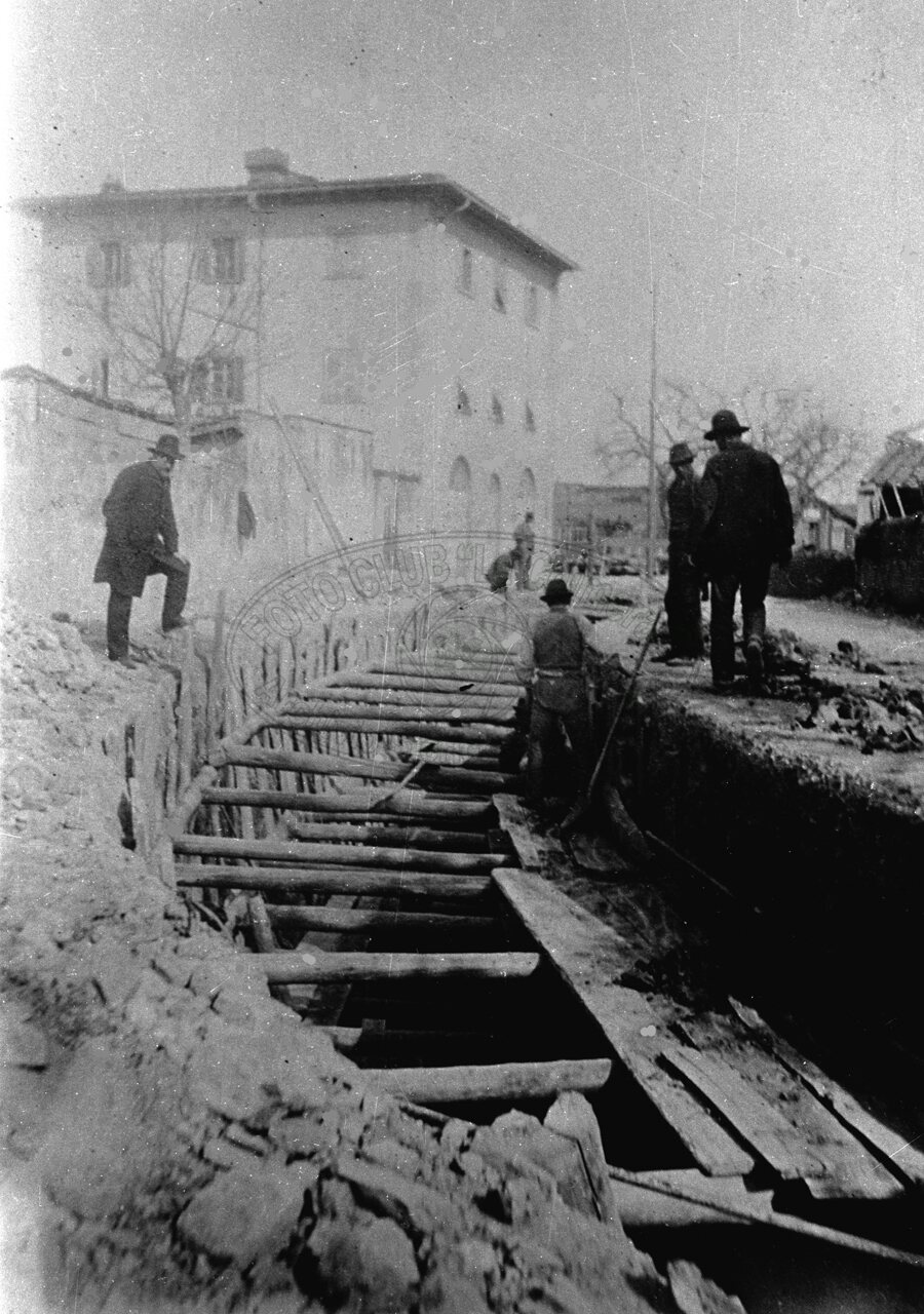 Lavori per condotta fognaria