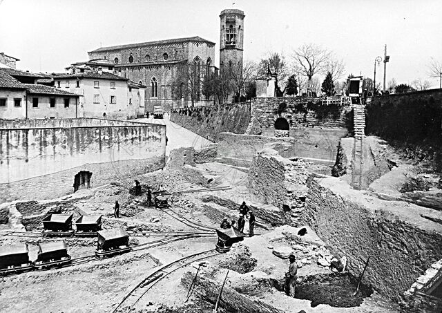 Lavori di sbancamento al Praticino