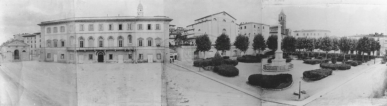 Veduta generale della Piazza del Popolo
