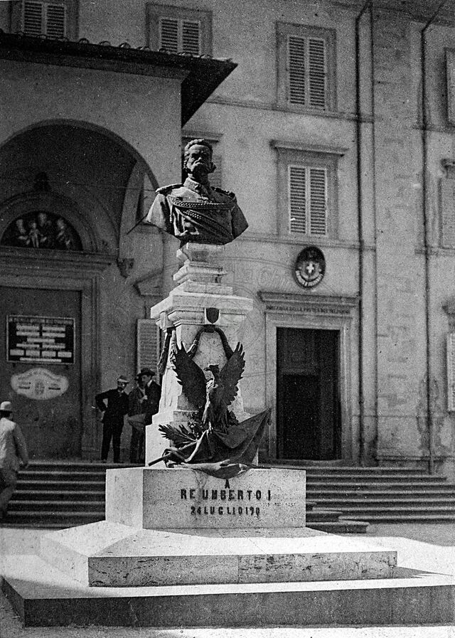Piazza della Badia (o Principe Amedeo, già della Posta Vecchia)