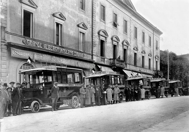 Servizio trasporti pubblici
