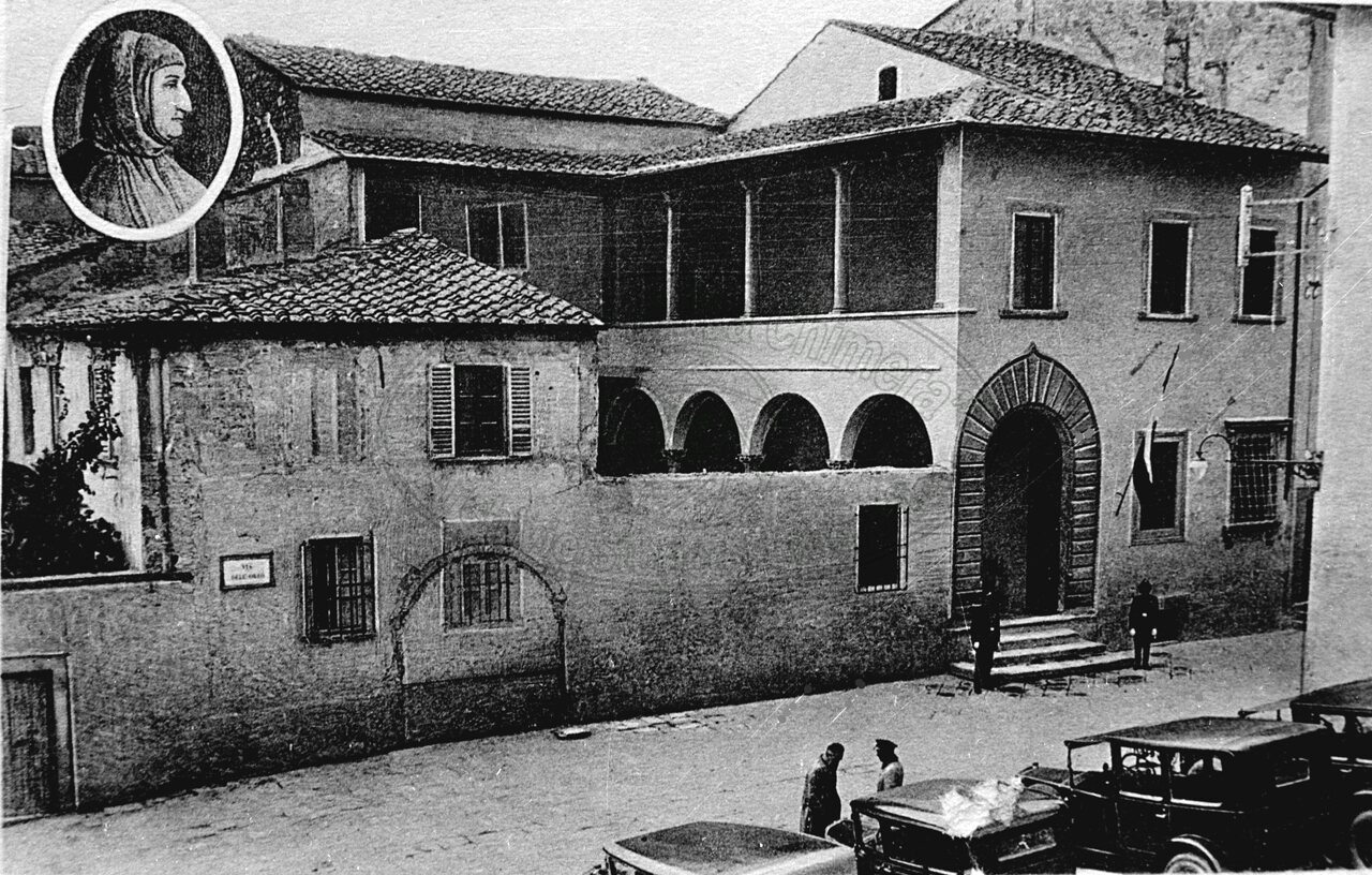 La casa del Petrarca all’inizio di Via del’Orto