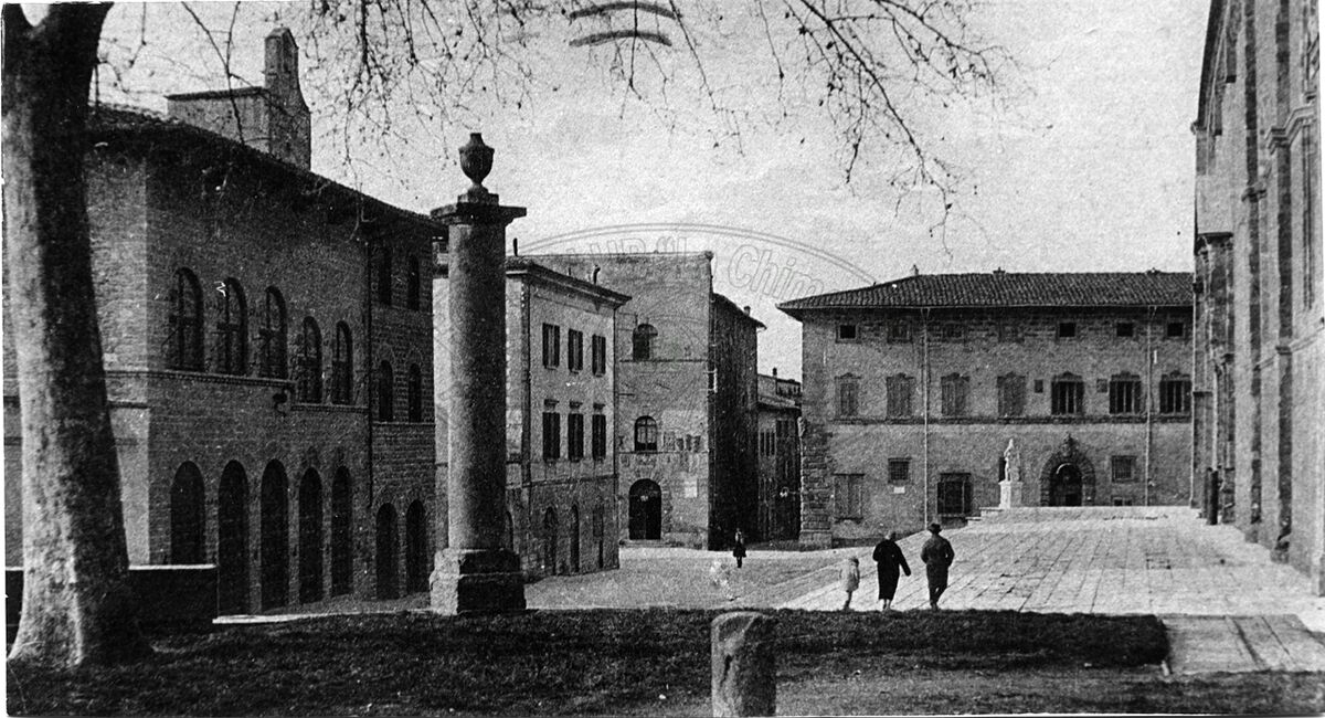 Via Ricasoli e sagrato del Duomo