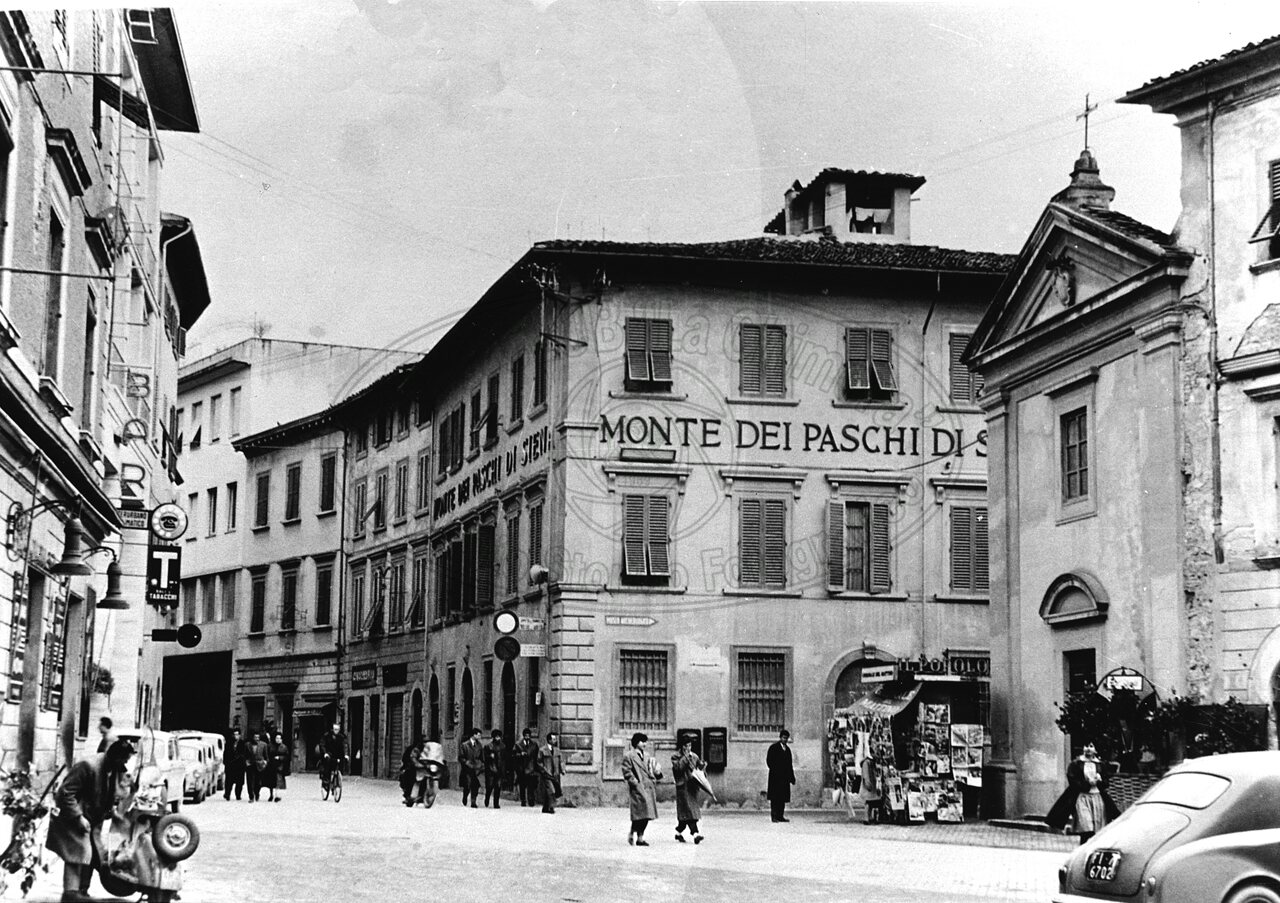 Piazza S. Iacopo (Jacopo)