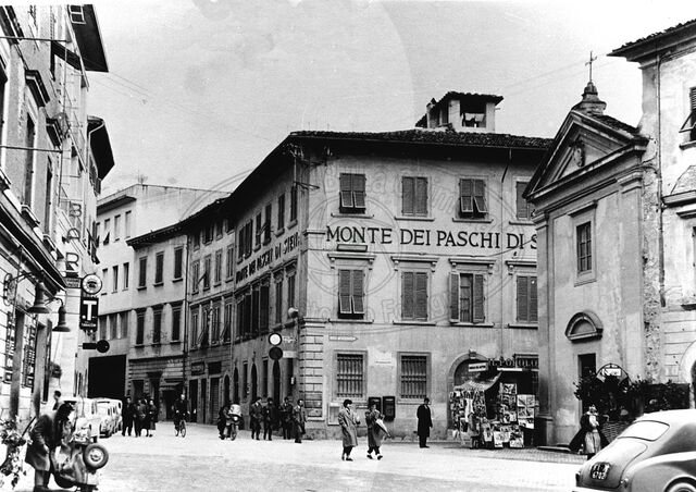 Piazza S. Iacopo (Jacopo)