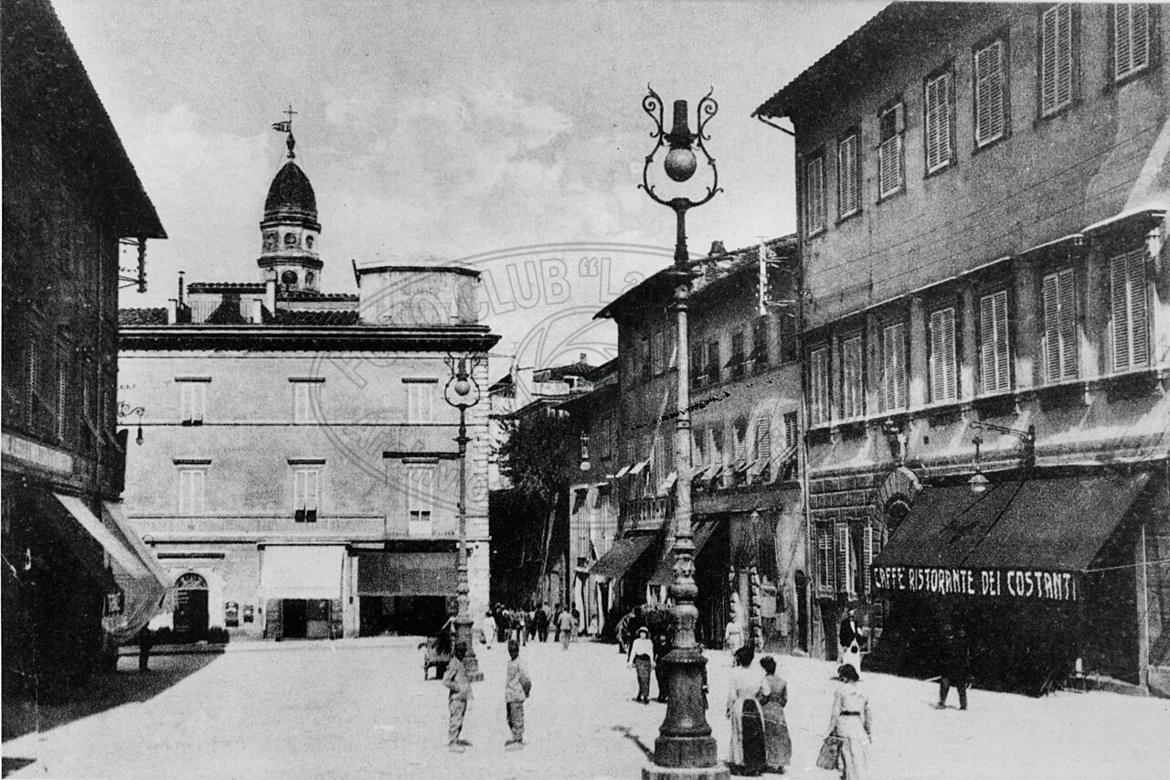 Piazza S. Francesco (o Umberto I°)