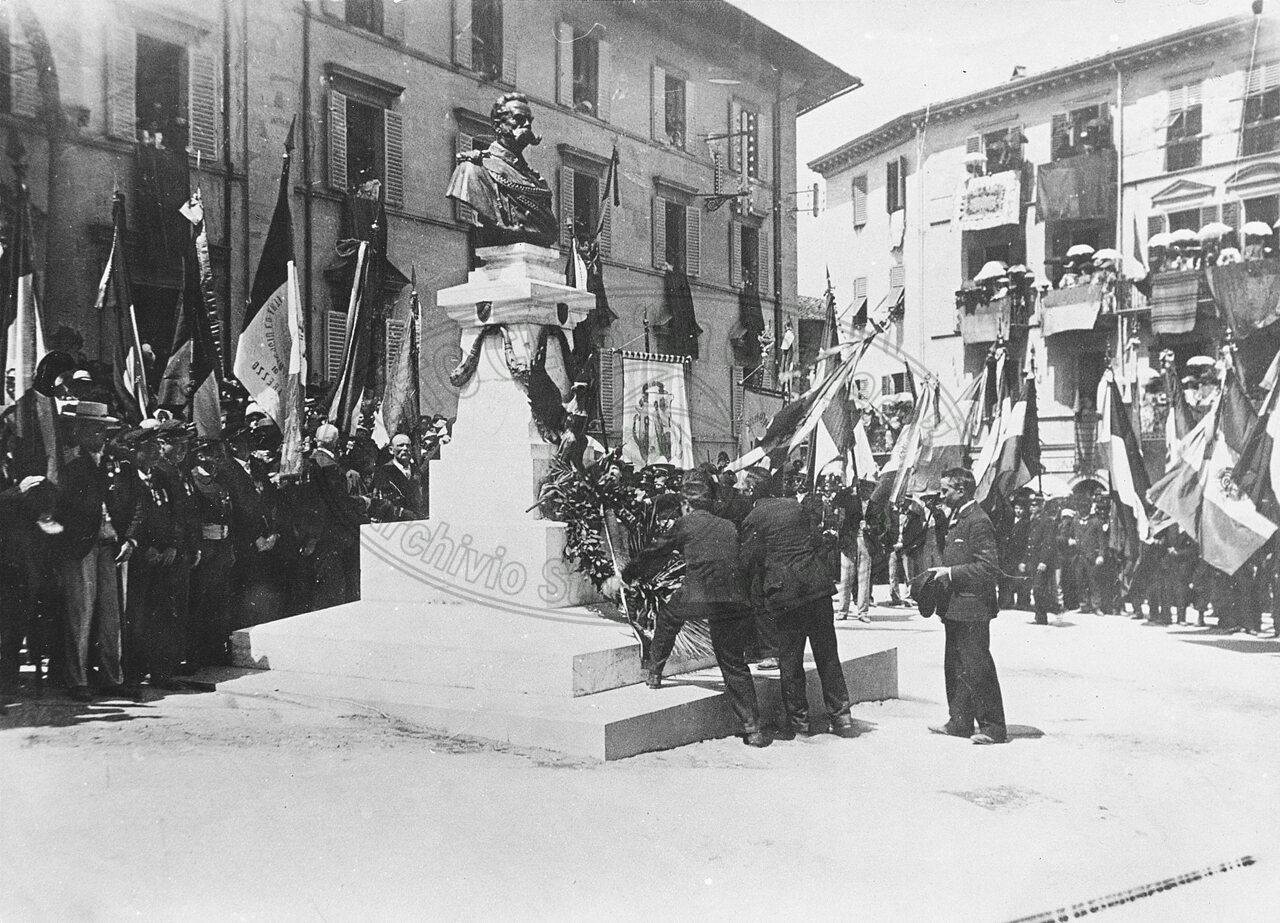 Piazza della Badia (o Principe Amedeo, già della Posta Vecchia)