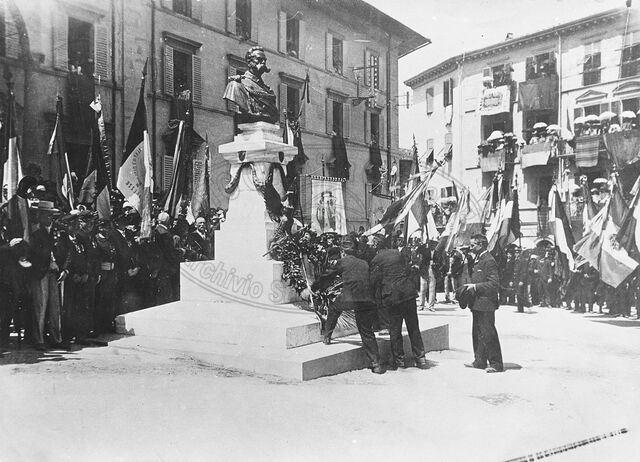 Piazza della Badia (o Principe Amedeo, già della Posta Vecchia)